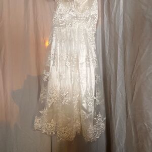 Lulu's White Lace Midi Dress